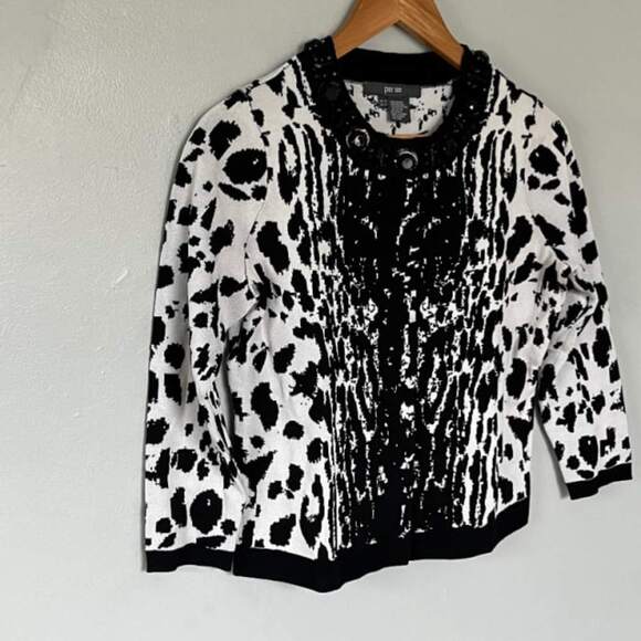 Per Se Women’s Black and White V-Neck Button Up 3/4 Sleeve Cardigan Sweater XS - Picture 1 of 7